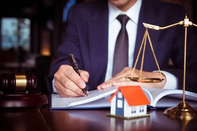 کارشناس حقوقی و ثبتی ملک